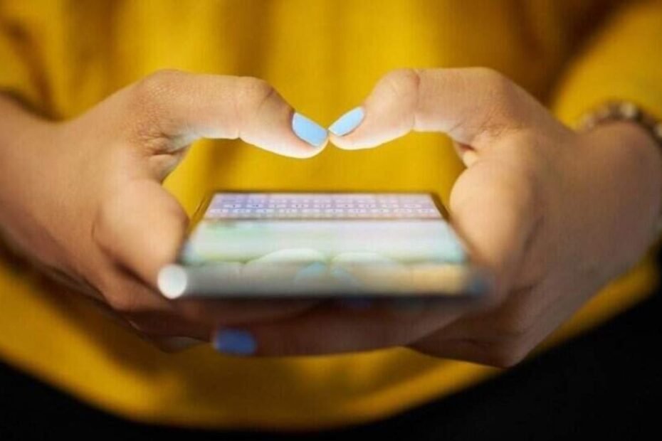 New Cell Phone Ban Could Cost School District Up to $180,000