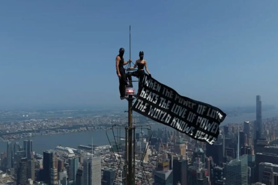 Couple Who Staged Apparent Proposal Atop Empire State Building Hit With Several Charges