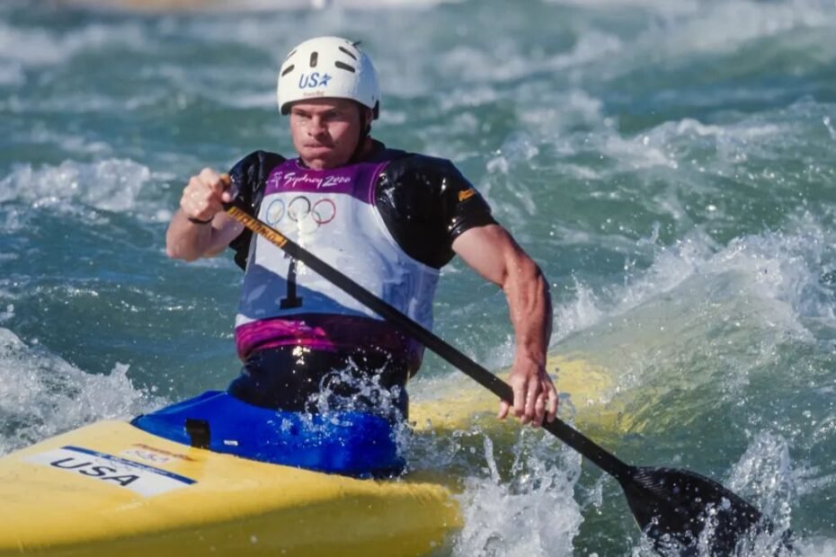 Former Olympic Canoeist Indicted for Allegedly Damaging Reflecting Pool
