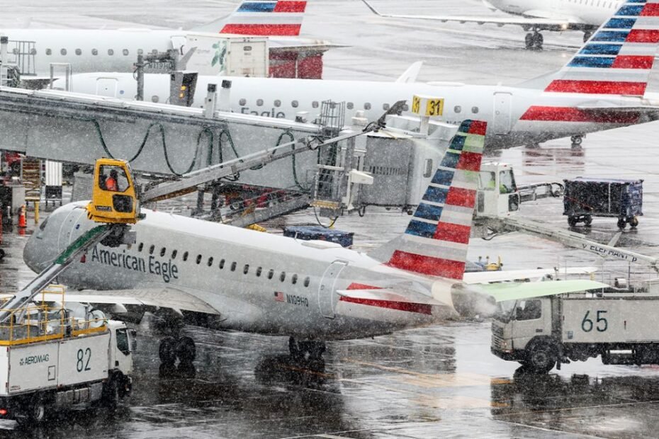 More Than 2,000 Flights Canceled as Powerful Storms Batter the East Coast
